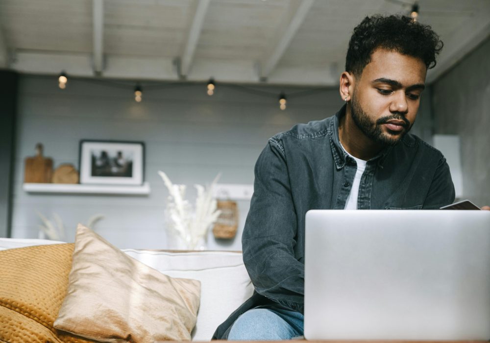 pexels-ivan-samkov-7620561